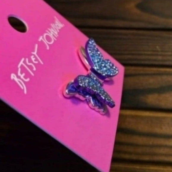 Betsey Johnson Paved Butterfly 3-D wing stud post earrings! - Picture 2 of 6